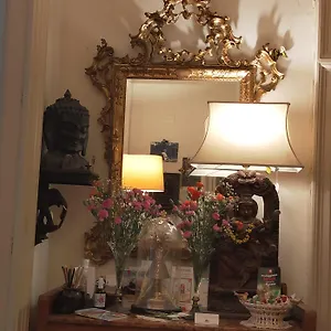 *** Bed & Breakfast Crociferi Italia