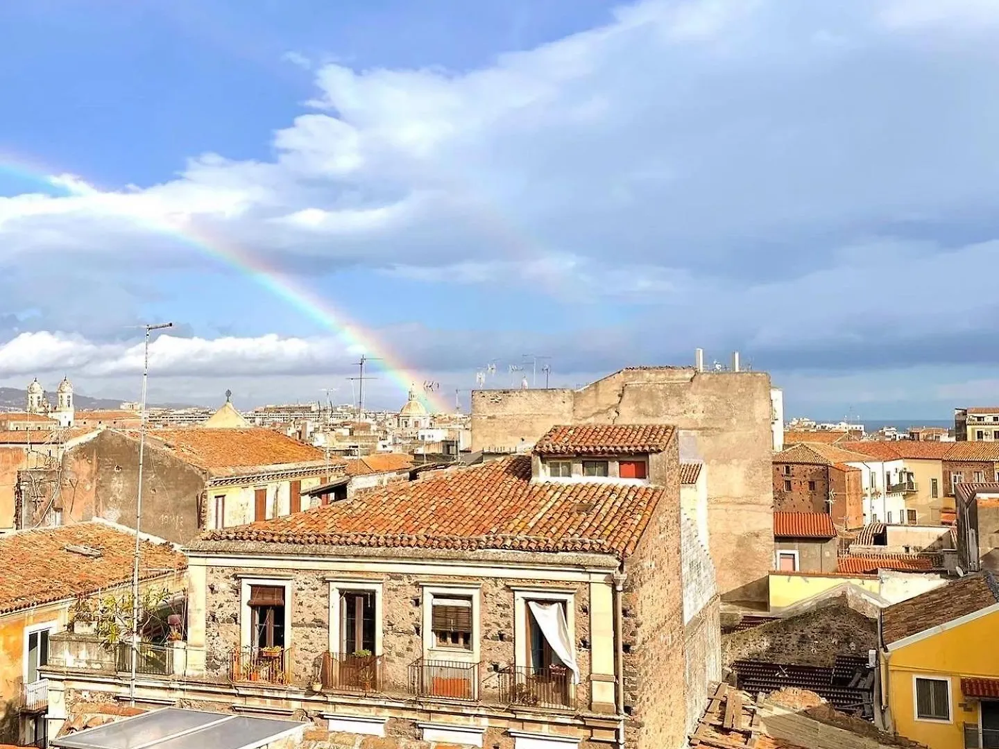 Nocleg ze śniadaniem Bed and Breakfast Finestra Sulla Sicilia Katania